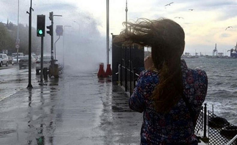 Meteoroloji uyarmıştı: Gece yarısı başladı