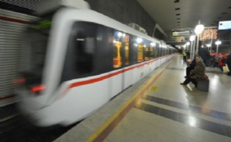 İzmir'in metrosu da 'gavur' oldu