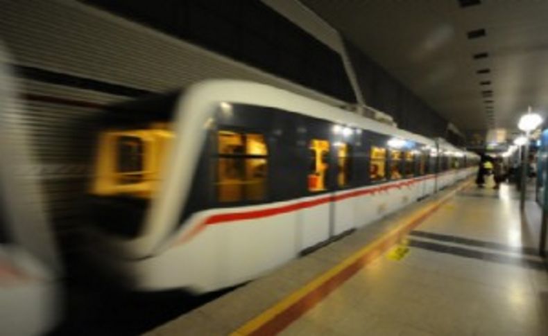 İzmir metrosunda bakım engeli!