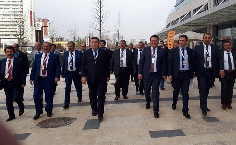 MHP İzmir'in kurultay hüsranı