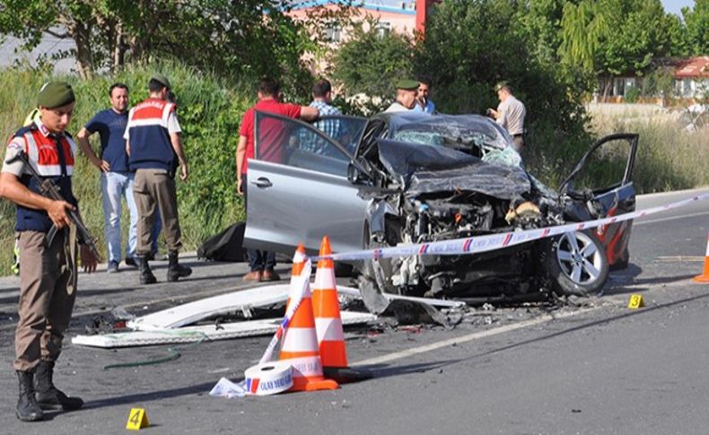 MHP'li başkan yardımcısı ve eşi kazada öldü