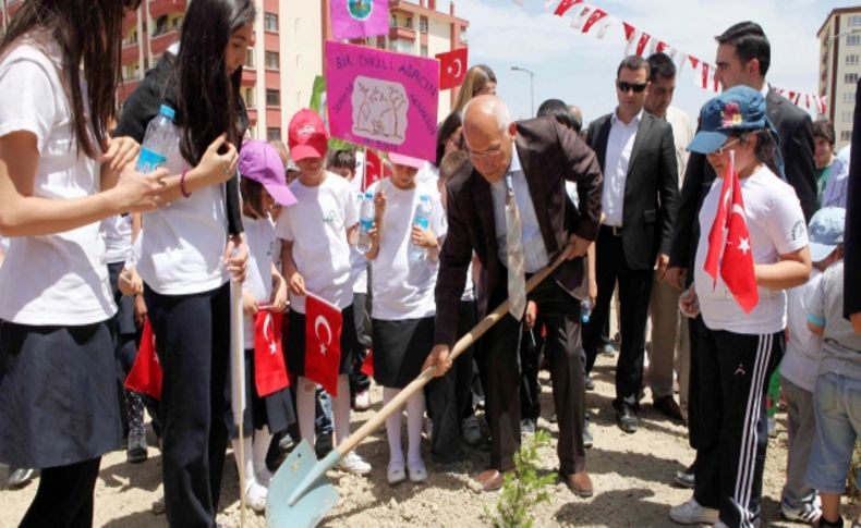 Miniklerden Batıkent’e yeşil destek