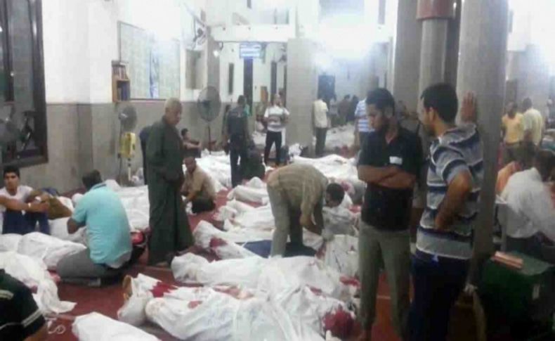 Mısır'da resmi ölü sayısı 525'e yükseldi