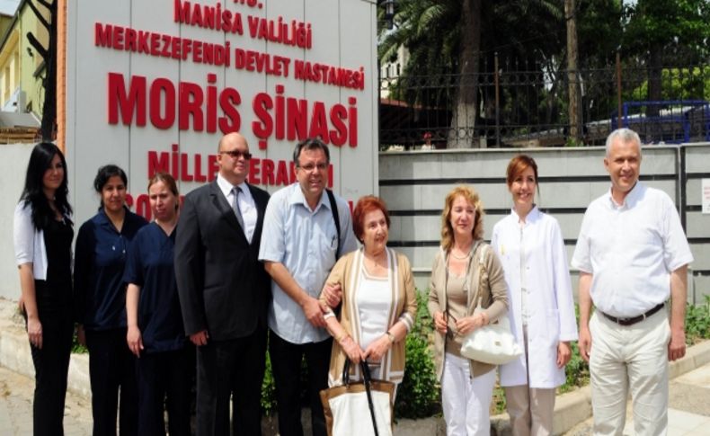 Moris Şinasi'nin kızı, Moris Şinasi Çocuk Hastanesi'ni ziyaret etti