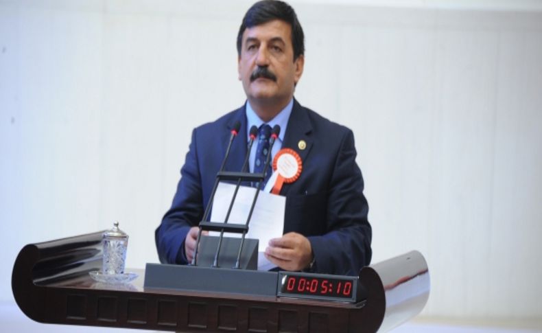 Moroğlu “Karanlıkta eğitim”i TBMM’ye taşıdı