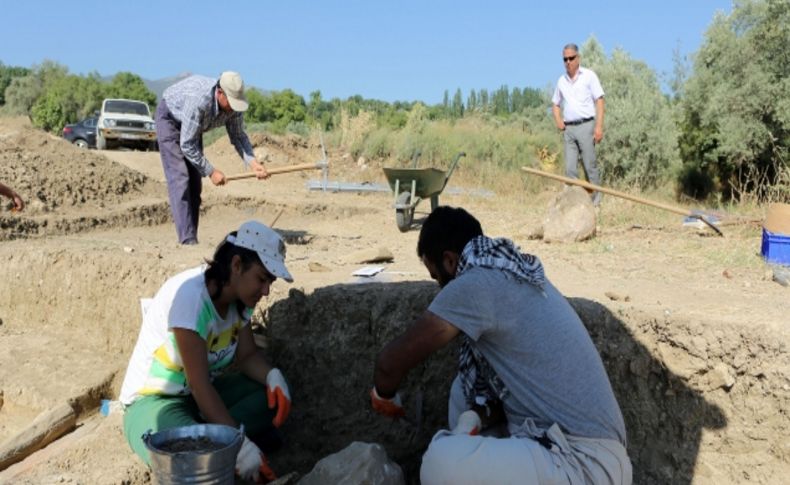 Muğla’daki yol çalışmasında tarihÃ® mezarlar bulundu