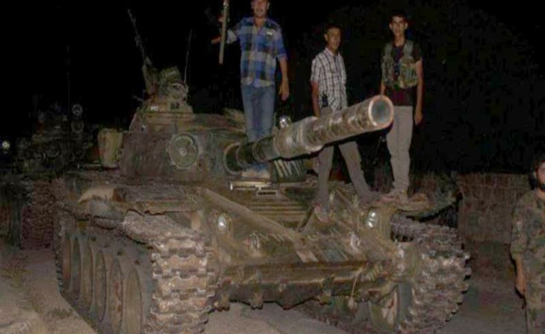 Muhaliflerden kaçan 70 Esed askeri 2 tankla PYD’ye sığındı