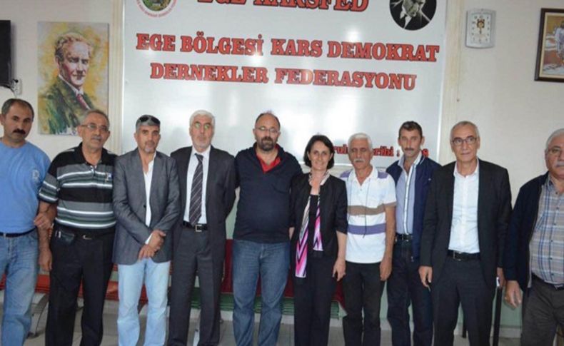 HDP İzmir'in 'Birtane'si dört dil biliyor