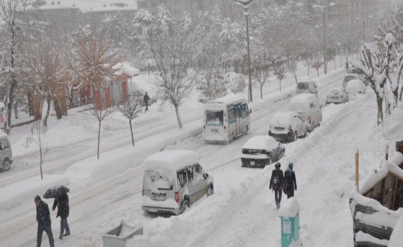 Muş’ta eğitime kar engeli: Okullar bugün ve yarın tatil