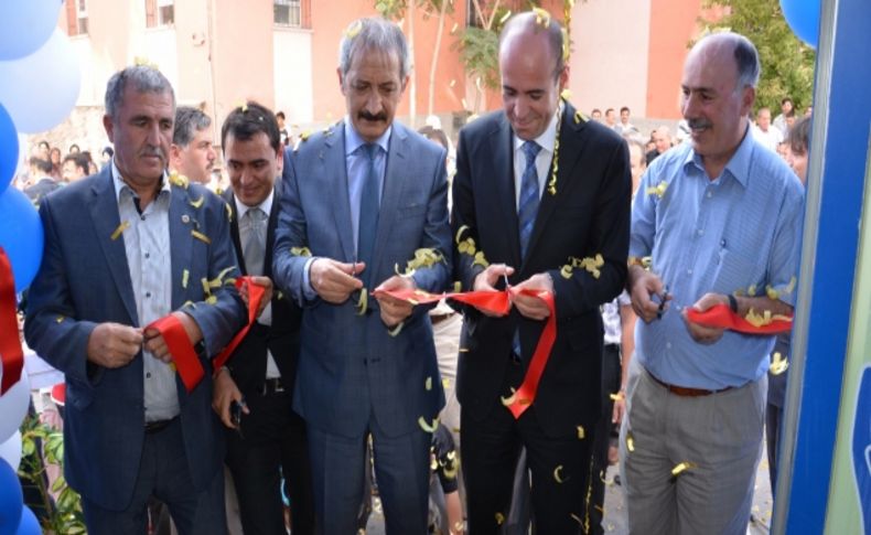 Niğde Ümit ve Eğitim Derneği'nin yeni hizmet binası açıldı