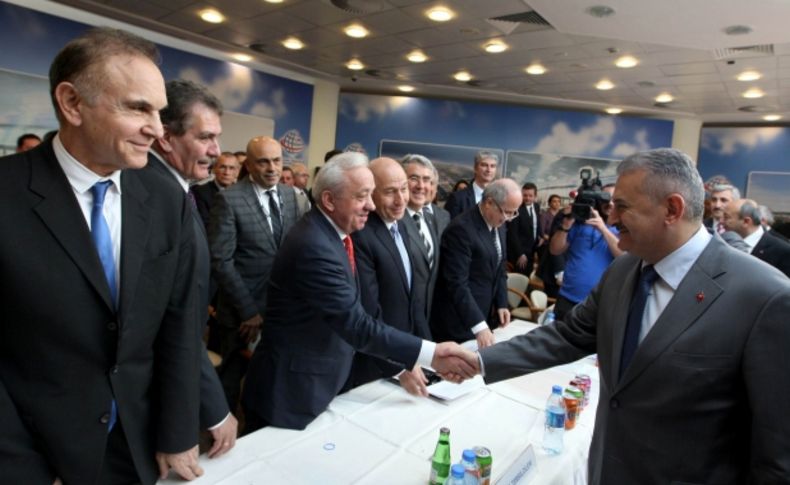 Nihat Özdemir: 3. havalimanı için kazmayı bir yıl içinde vuracağız