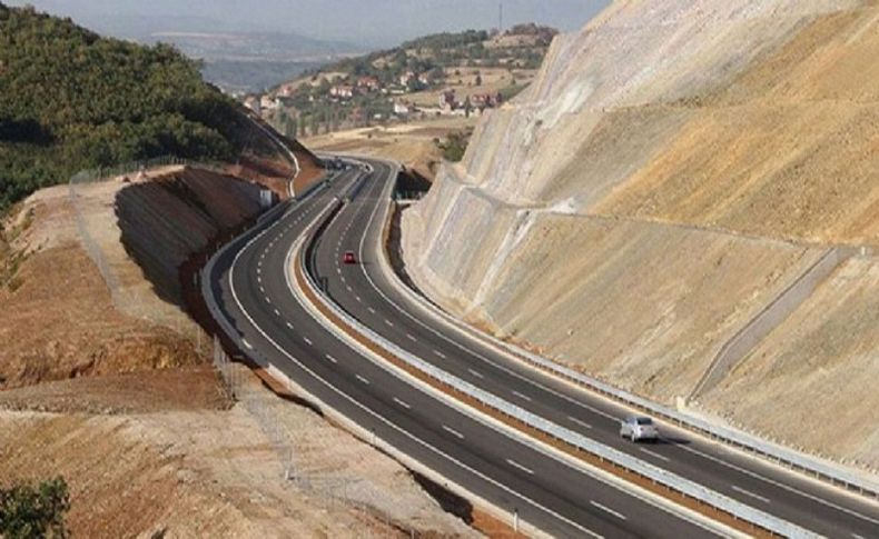 O araçlar mecburen ücretli yolu kullanacak!