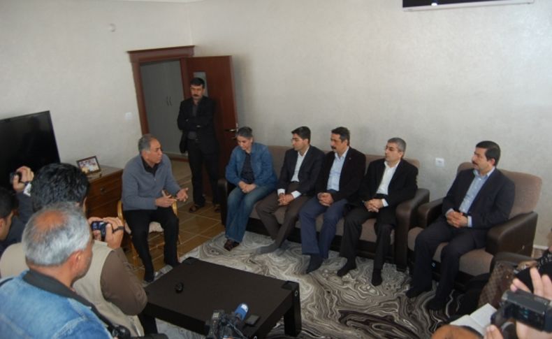 Oğlu polis tarafından vurulan anne: Polis annesiyle kucaklaşmak istiyorum