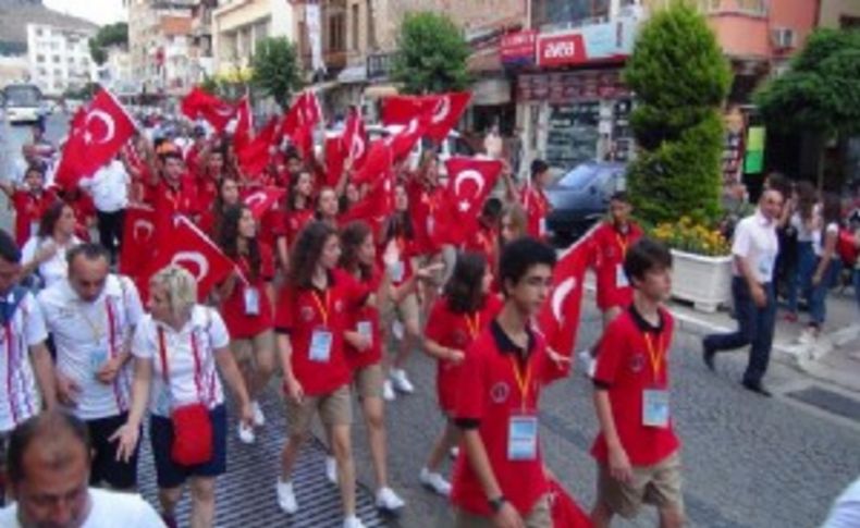 Bergama'da olimpiyat ateşi yandı