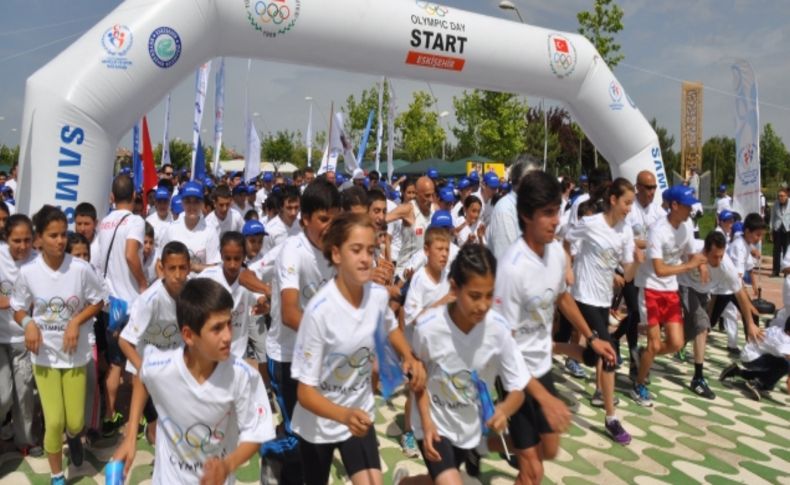 Olimpik Gün Koşusu Mersin, Gaziantep ve Eskişehir illerinde gerçekleştirildi