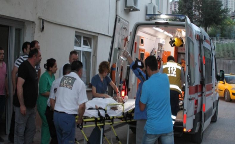 Orhangazi'de 3. kattan düşen çocuk yaşam mücadelesi veriyor