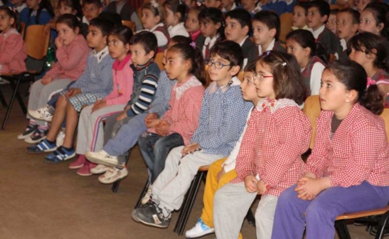 Orman Genel Müdürlüğü Sincap Çocuk Tiyatrosu çocuklarla buluştu