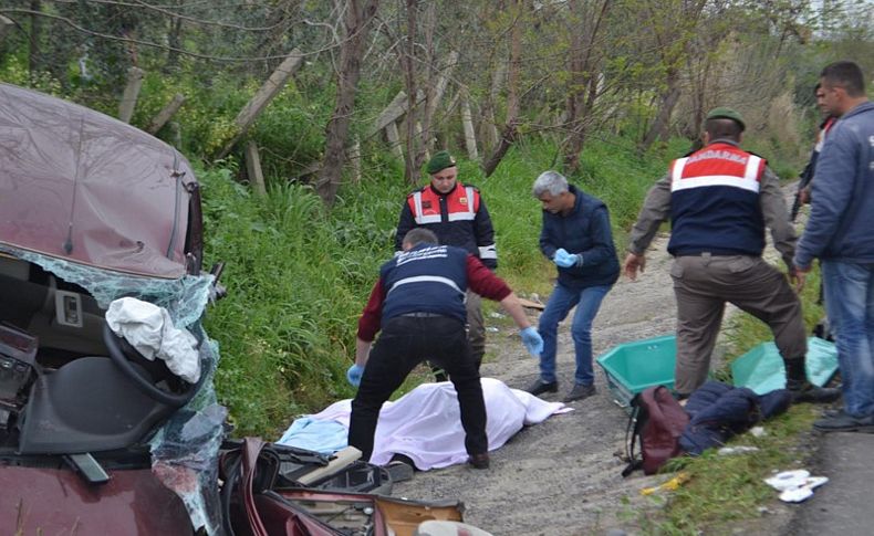 Otomobil kanala düştü: Bir aile yok oldu