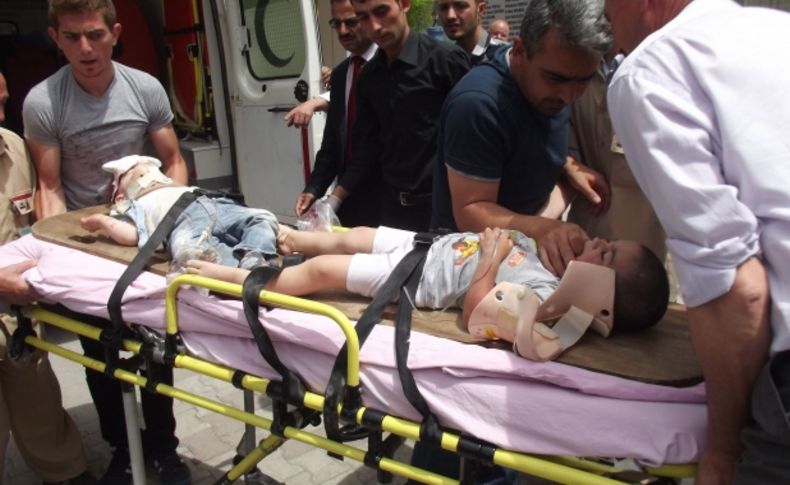 Otomobil takla attı: 2 ölü, 8 yaralı