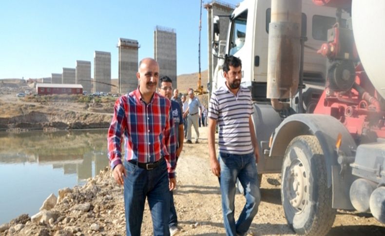 Özdemir: Kantar Köprüsü bağlantı yolları için ek ödenek çıkarıldı
