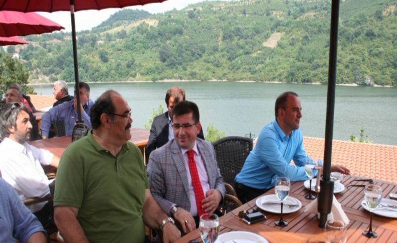 Öztürk ile Menteşoğlu Samsunspor için bir araya geldi