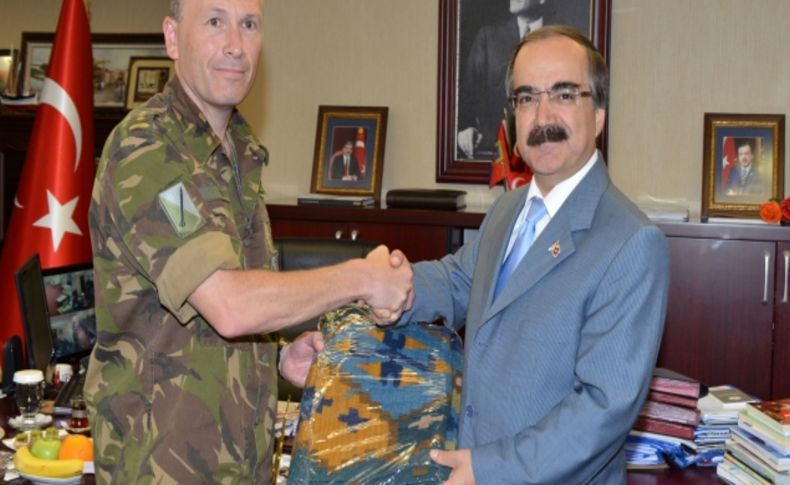 Patriot Birliği'nin Hollandalı Komutanı Albay Buis, Vali Coş’a ziyaret etti