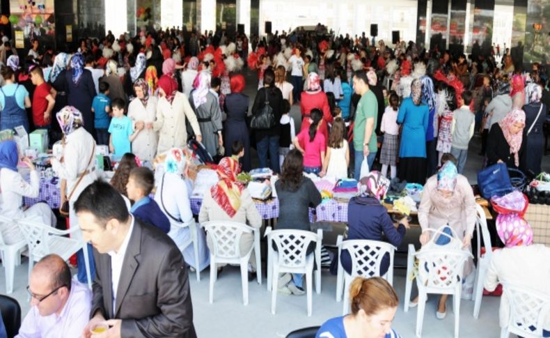 Pazar yerleri kermes alanı oldu