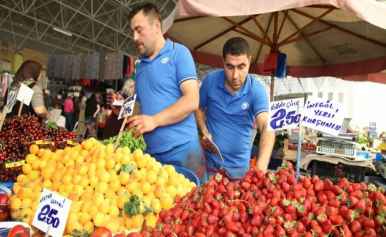 Pazarcı esnafında tek tip kıyafet giyme, tanıtım kartı bulundurma dönemi