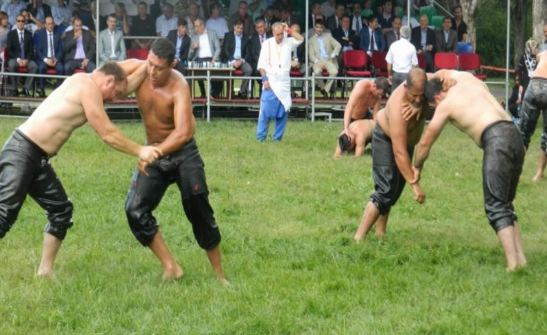 Pehlivanlar Bursa'da kozlarını paylaştı