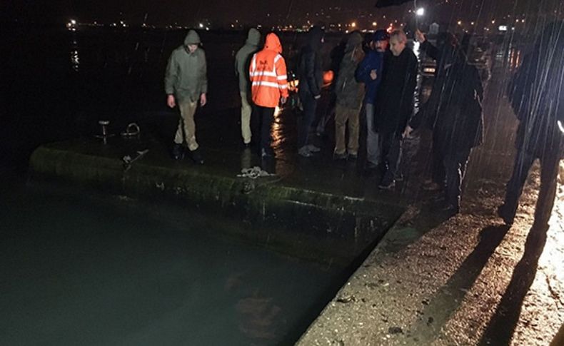 Polis otosu denize düştü: 1 kayıp, 1 yaralı