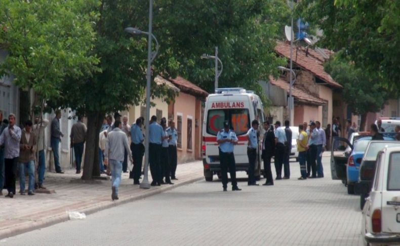 Psikolojik problemleri olan şahıs polis operasyonu ile hastaneye götürüldü