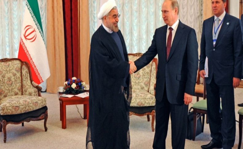 Putin, Ruhani ile görüştü; İran davetini kabul etti