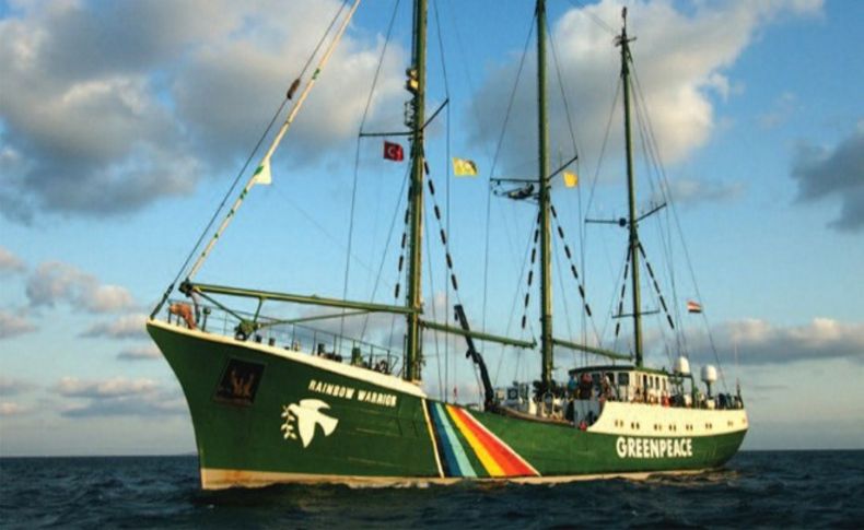 Rainbow Warrior-3 Çeşme'de