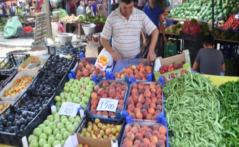 Ramazan bereketi semt pazarına yansıdı