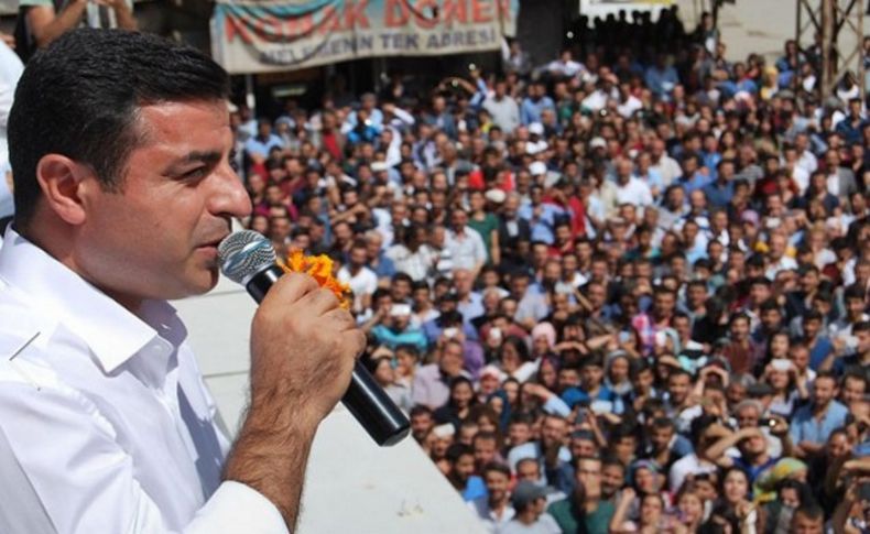 Demirtaş'tan TOBB'a 'bayrak yürüyüşü' tepkisi