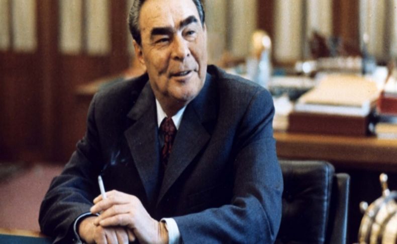 Ruslar, Brejnev’i 20’inci yüzyılın lideri seçti