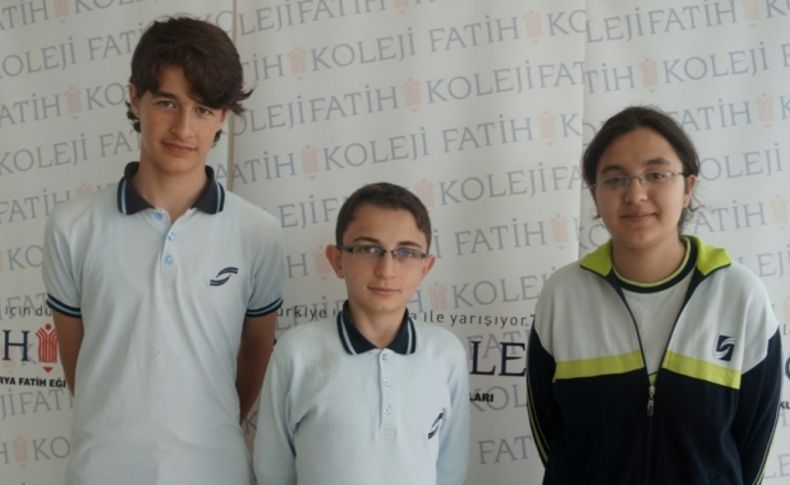 Sakarya Fatih Koleji, Güven-Der Sınavı'nda 3 birincilik aldı