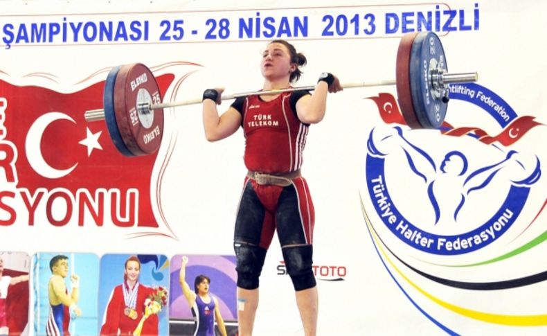 Sakarya Türk Telekom Spor Kulübü'nde Sema Acartürk sevinci