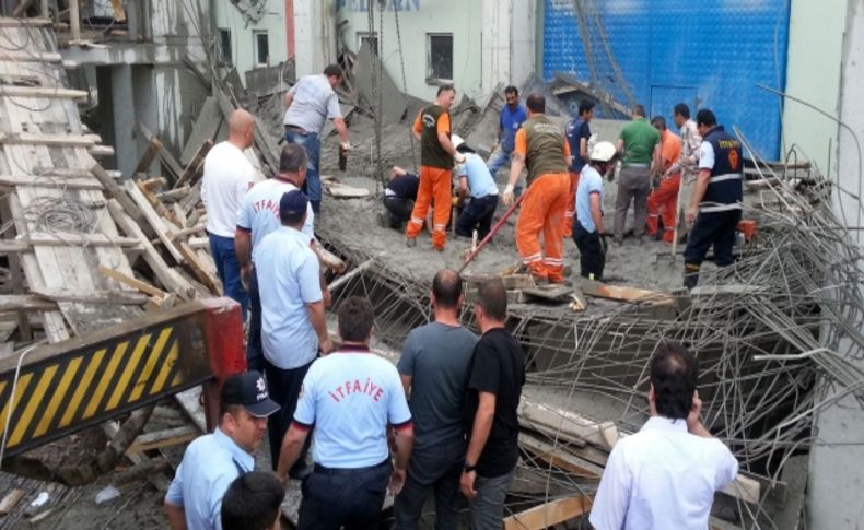 Samsun'da 2 işçi fabrika inşaatı sırasında göçük altında kaldı