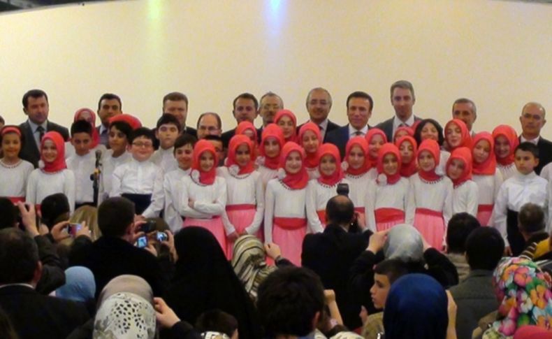Samsun'da Osmangazi İmam Hatip Ortaokulu Kutlu Doğum programı düzenledi