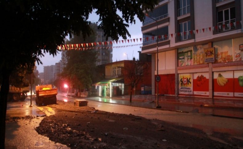 Samsun’un Atakum ilçesinde ev ve iş yerleri sular altında kaldı