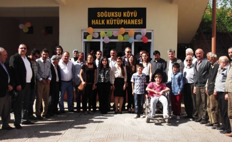 SAÜ Sosyal Hizmet Bölümü, köyde kütüphane oluşturdu