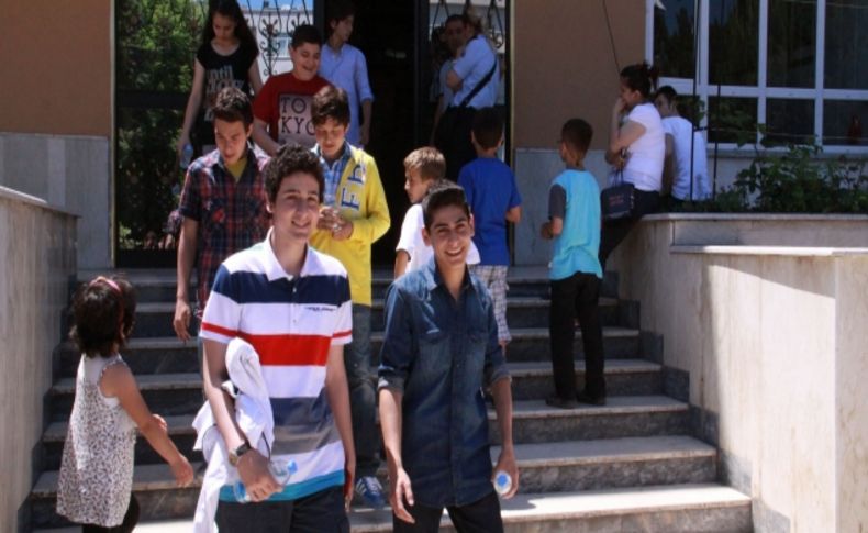 SBS stresini geride bırakan öğrenciler, sonuçların açıklanmasını bekliyor