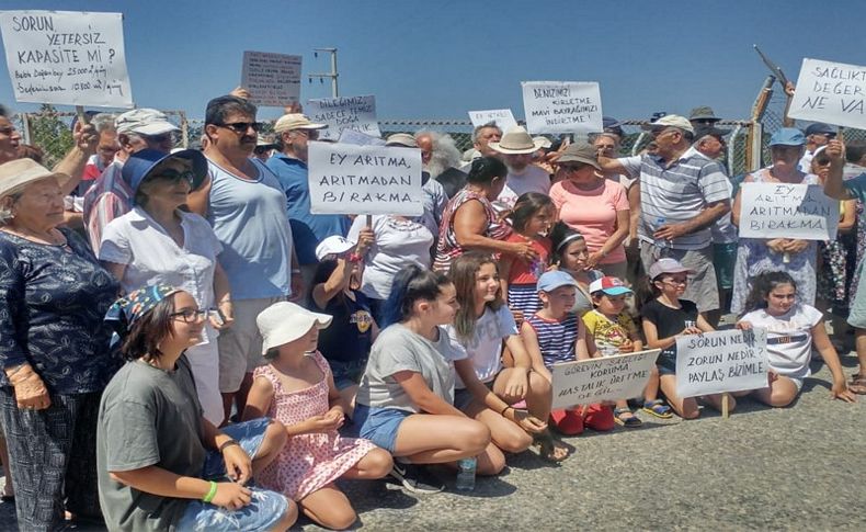 Seferihisar sakinlerinden Mavi Bayrak isyanı