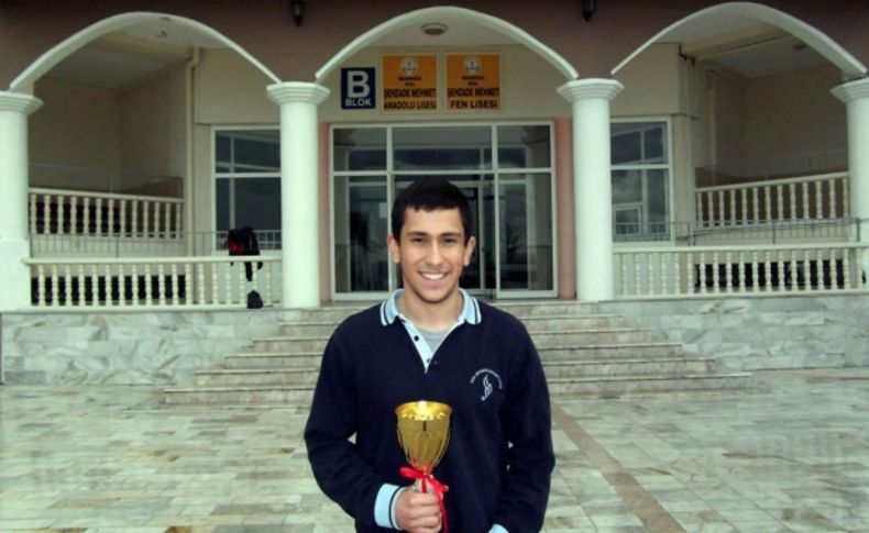 Şehzade Mehmet Koleji öğrencisi Talha judo Türkiye üçüncüsü oldu