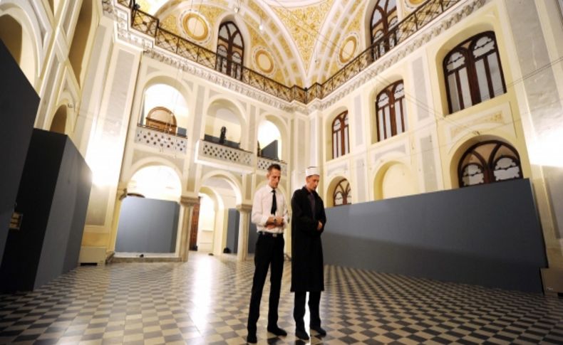 Selanik Yeni Cami'de 90 yıl sonraki ilk bayram namazı üç kişi ile kılındı (Özel)