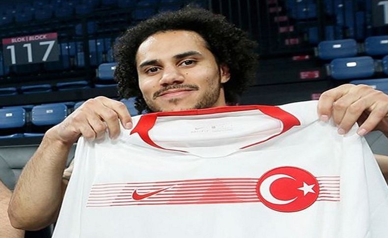 Shane Larkin Türkiye Milli Takımı'nda!