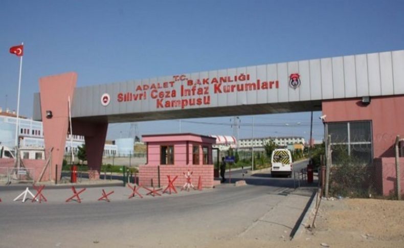 Silivri'de tutuklu Albay kendini astı!