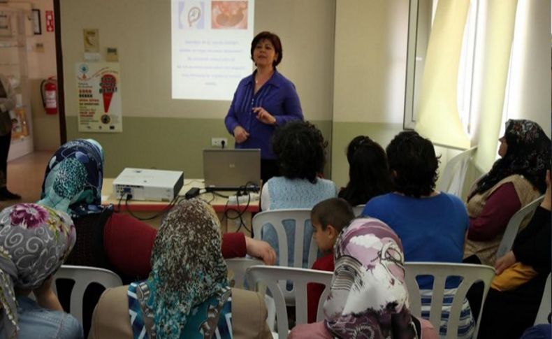 Karabağlar'da 'Spina Bifida' semineri