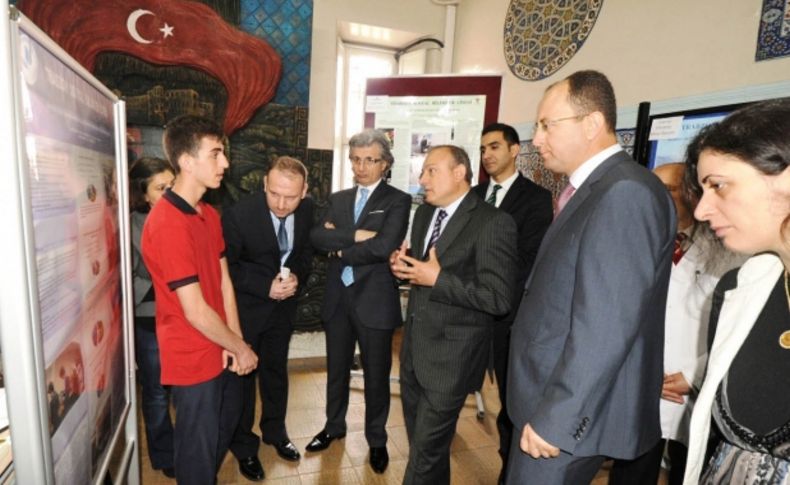 Sosyal Bilimler Lisesi Bilim, Kültür ve Sanat Fuarı, açıldı